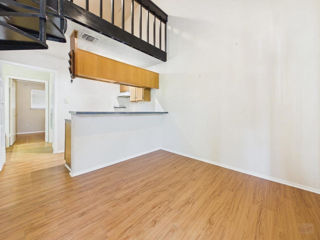 1905 San Gabriel ST 206, Austin, TX 78705