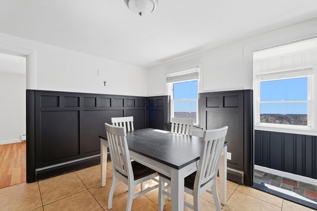11 Cannon Rock Rd, Lynn, MA 01904