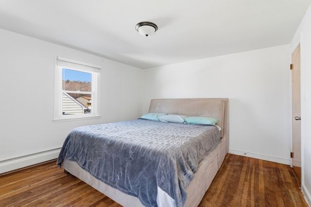 11 Cannon Rock Rd, Lynn, MA 01904