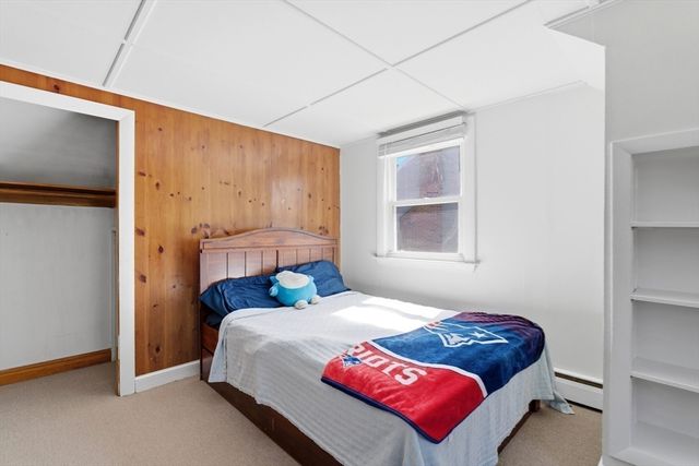 11 Cannon Rock Rd, Lynn, MA 01904