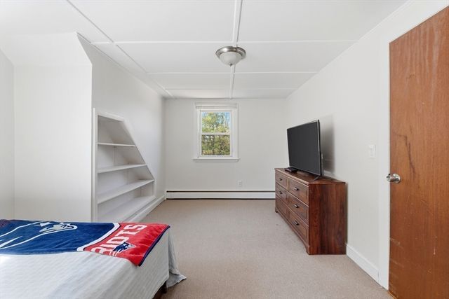 11 Cannon Rock Rd, Lynn, MA 01904
