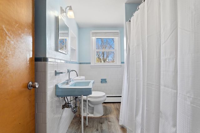 11 Cannon Rock Rd, Lynn, MA 01904