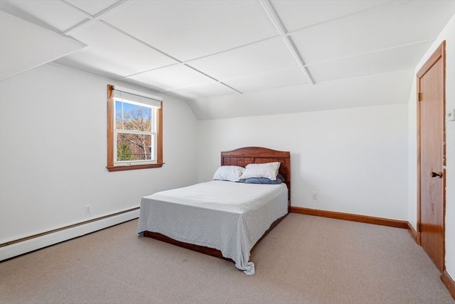 11 Cannon Rock Rd, Lynn, MA 01904