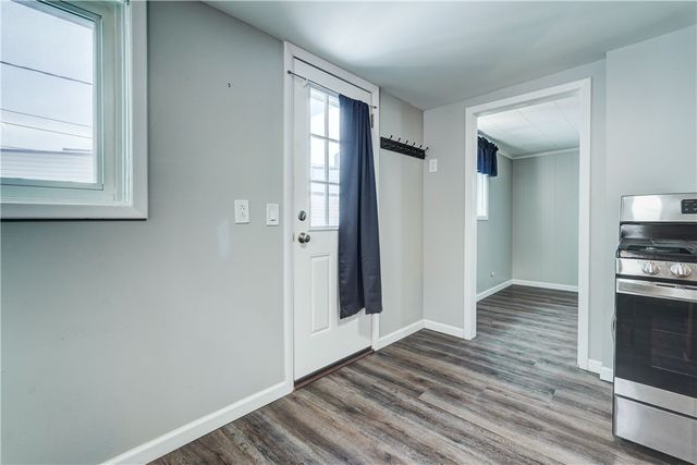 1070 Gravel Road 4, Webster, NY 14580