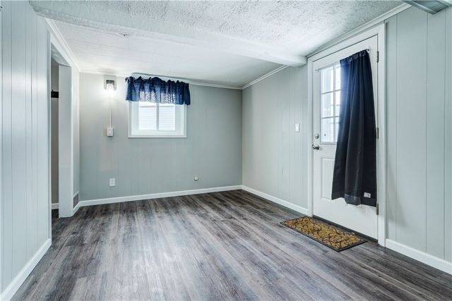 1070 Gravel Road 4, Webster, NY 14580