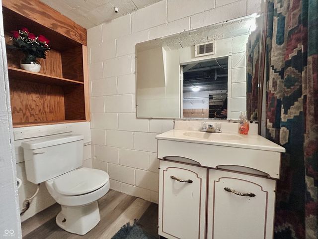 5442 W 56th Street, Indianapolis, IN 46254