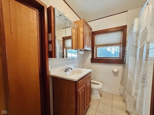 5442 W 56th Street, Indianapolis, IN 46254