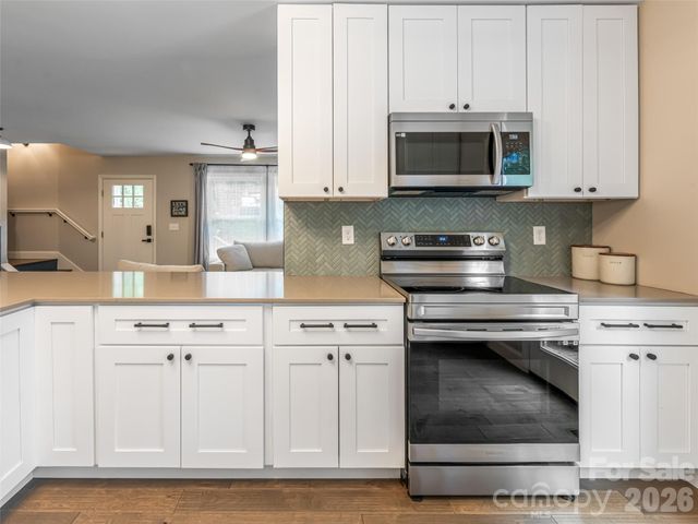 239 Bonnies Meadow Place, Asheville, NC 28806