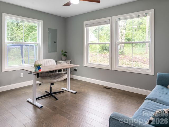 239 Bonnies Meadow Place, Asheville, NC 28806