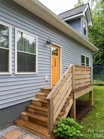 239 Bonnies Meadow Place, Asheville, NC 28806
