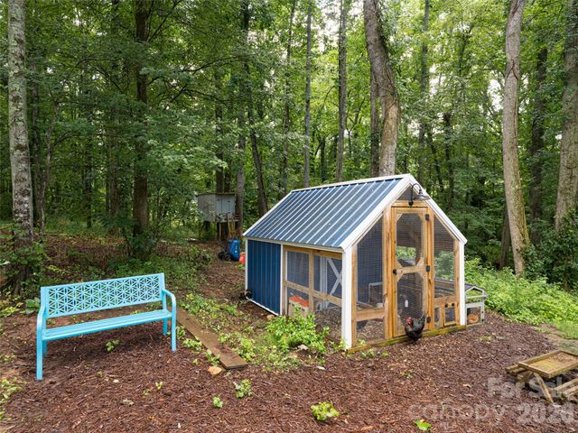 239 Bonnies Meadow Place, Asheville, NC 28806