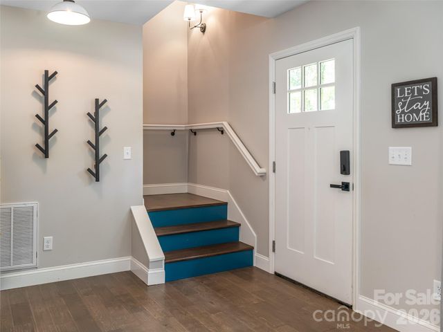 239 Bonnies Meadow Place, Asheville, NC 28806