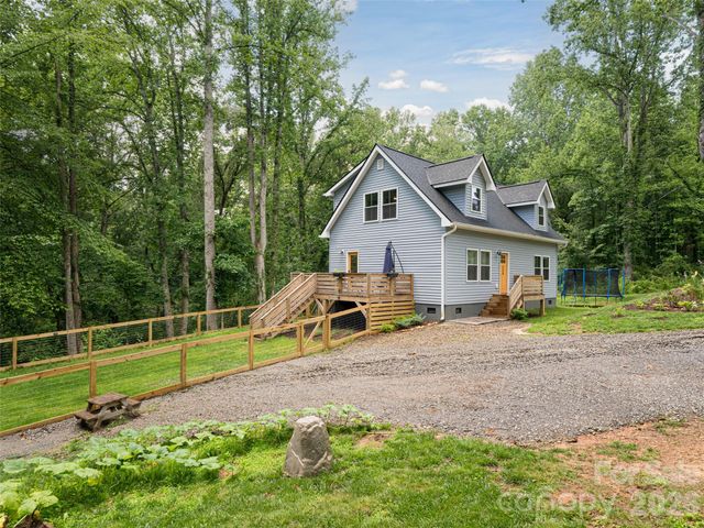 239 Bonnies Meadow Place, Asheville, NC 28806