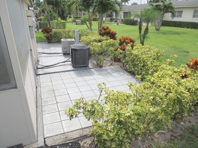 2572 Emory Drive E J, West Palm Beach, FL 33415