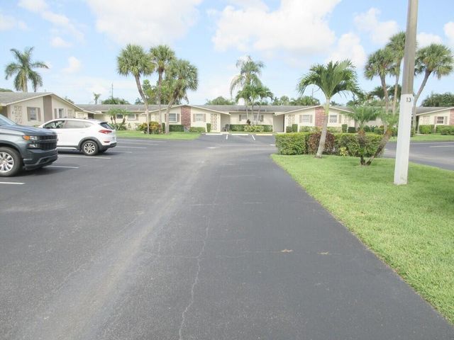 2572 Emory Drive E J, West Palm Beach, FL 33415