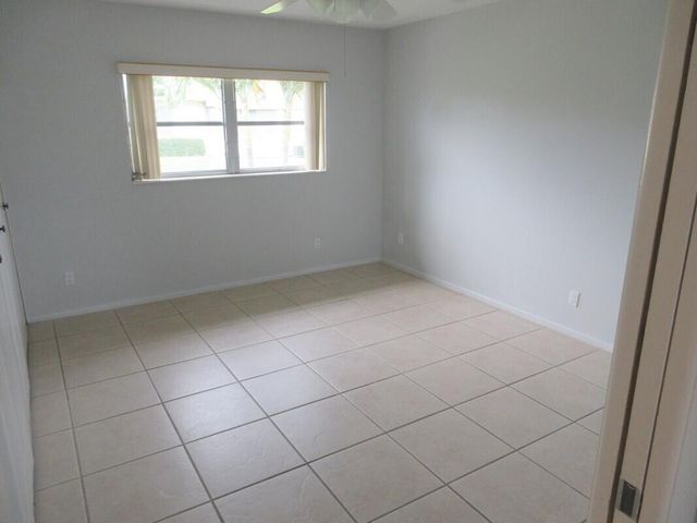 2572 Emory Drive E J, West Palm Beach, FL 33415