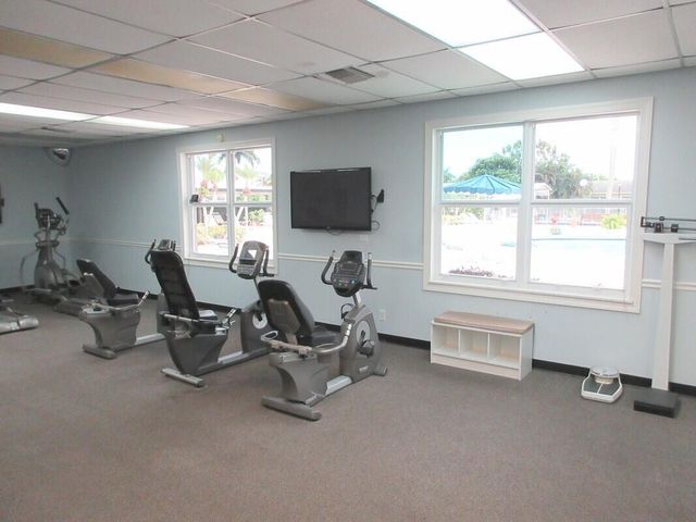 2572 Emory Drive E J, West Palm Beach, FL 33415