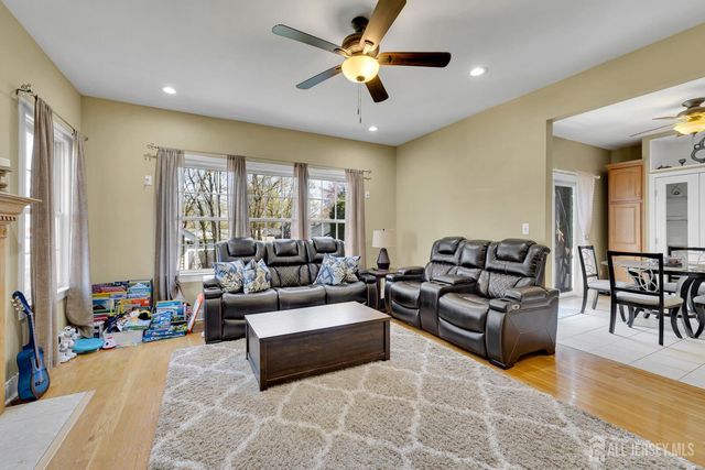 29 Tower Road, Edison, NJ 08820