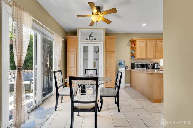 29 Tower Road, Edison, NJ 08820