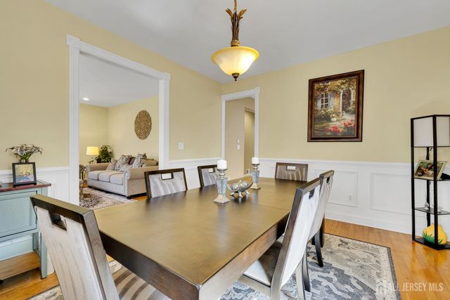 29 Tower Road, Edison, NJ 08820