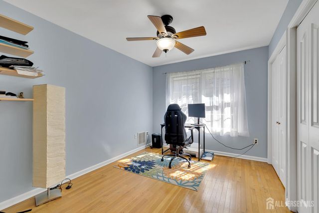 29 Tower Road, Edison, NJ 08820