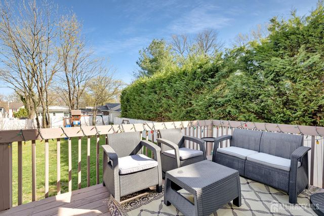 29 Tower Road, Edison, NJ 08820