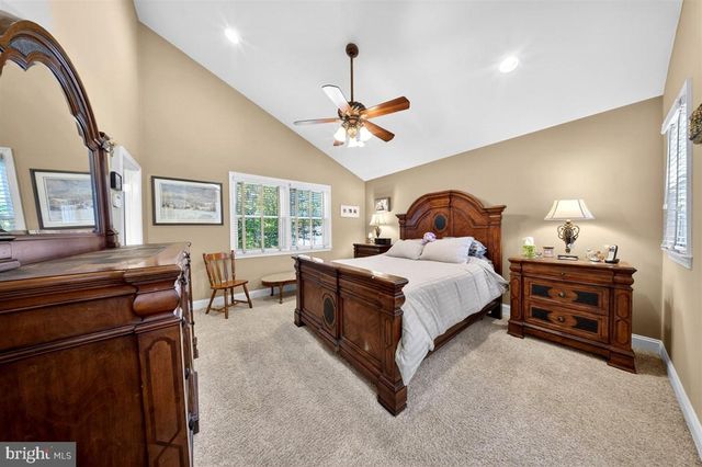 51 SHELLBURNE DR, Wilmington, DE 19803