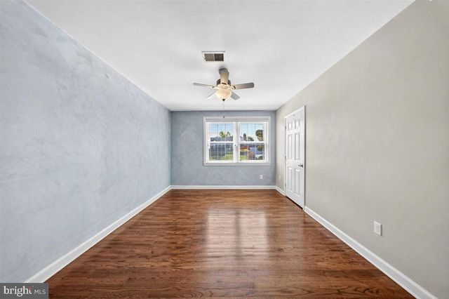 51 SHELLBURNE DR, Wilmington, DE 19803