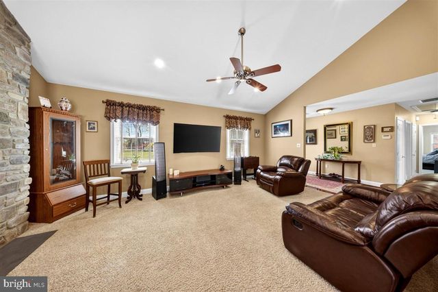 51 SHELLBURNE DR, Wilmington, DE 19803