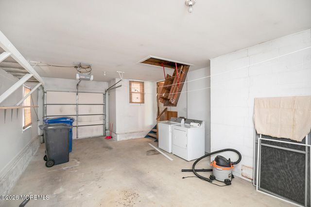 521 Bayview Drive, Toms River, NJ 08753