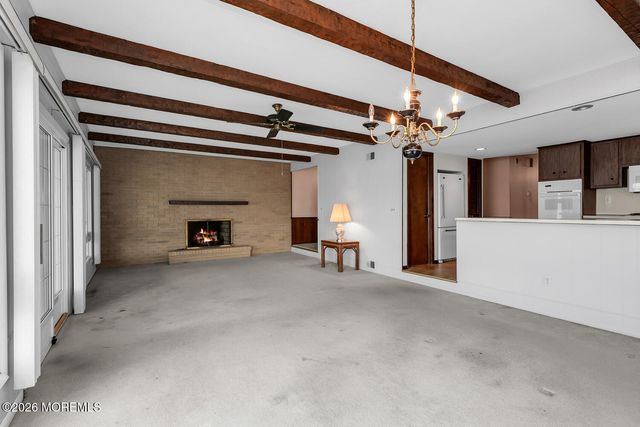 521 Bayview Drive, Toms River, NJ 08753