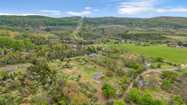 326 Riegelsville Rd, Holland Twp., NJ 08848