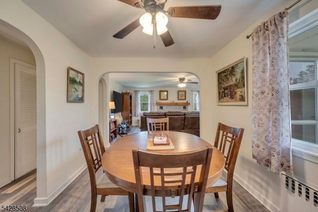 326 Riegelsville Rd, Holland Twp., NJ 08848