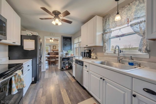 326 Riegelsville Rd, Holland Twp., NJ 08848