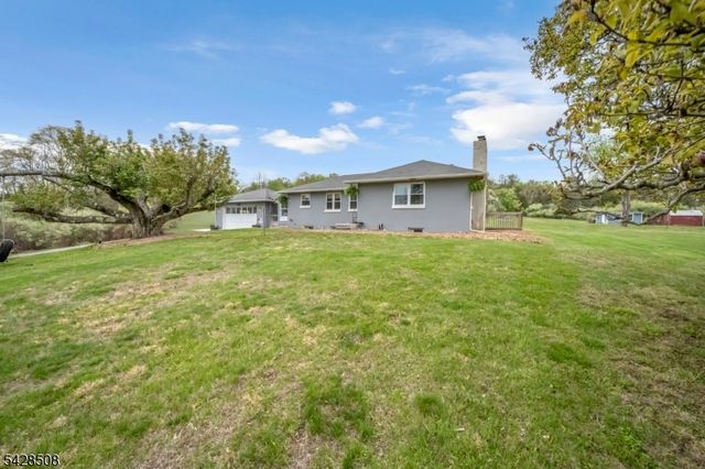 326 Riegelsville Rd, Holland Twp., NJ 08848
