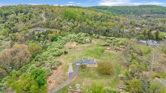 326 Riegelsville Rd, Holland Twp., NJ 08848