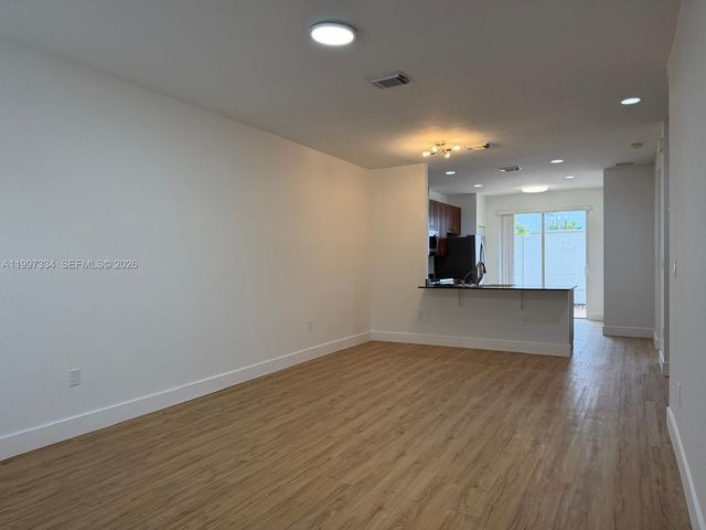 14934 SW 41st Ln 14934, Miami, FL 33185