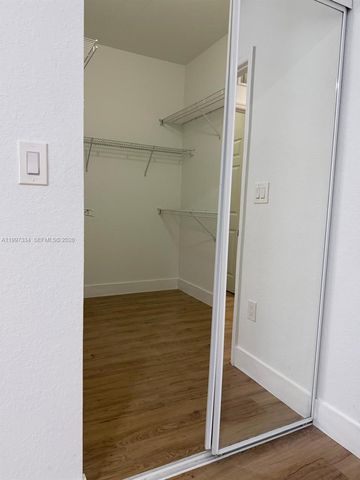 14934 SW 41st Ln 14934, Miami, FL 33185