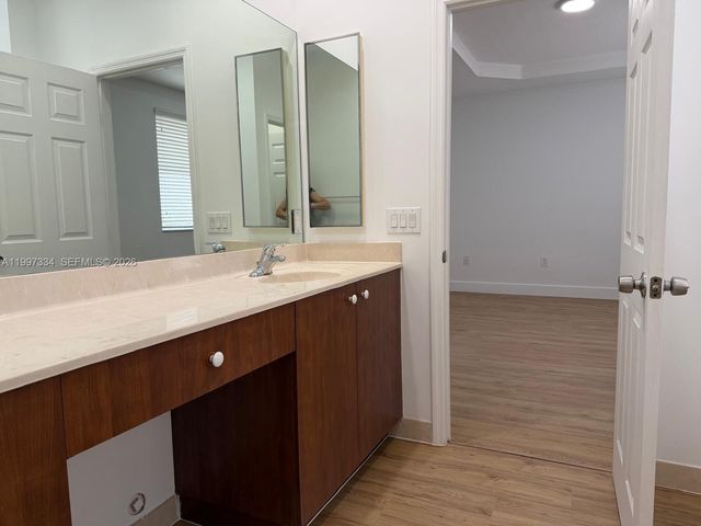 14934 SW 41st Ln 14934, Miami, FL 33185