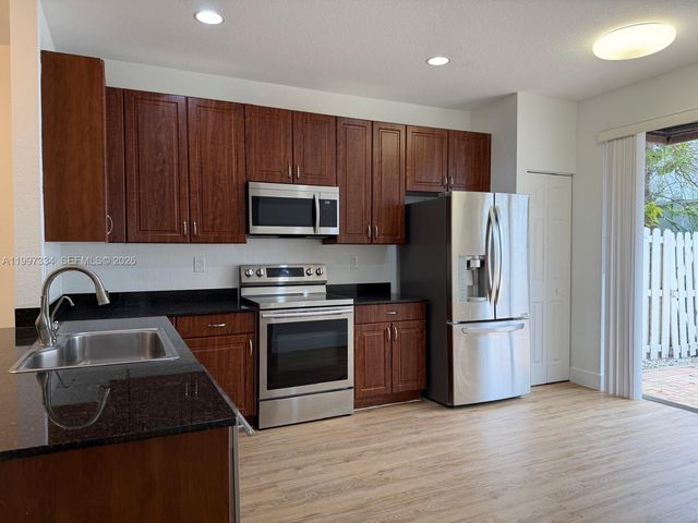 14934 SW 41st Ln 14934, Miami, FL 33185