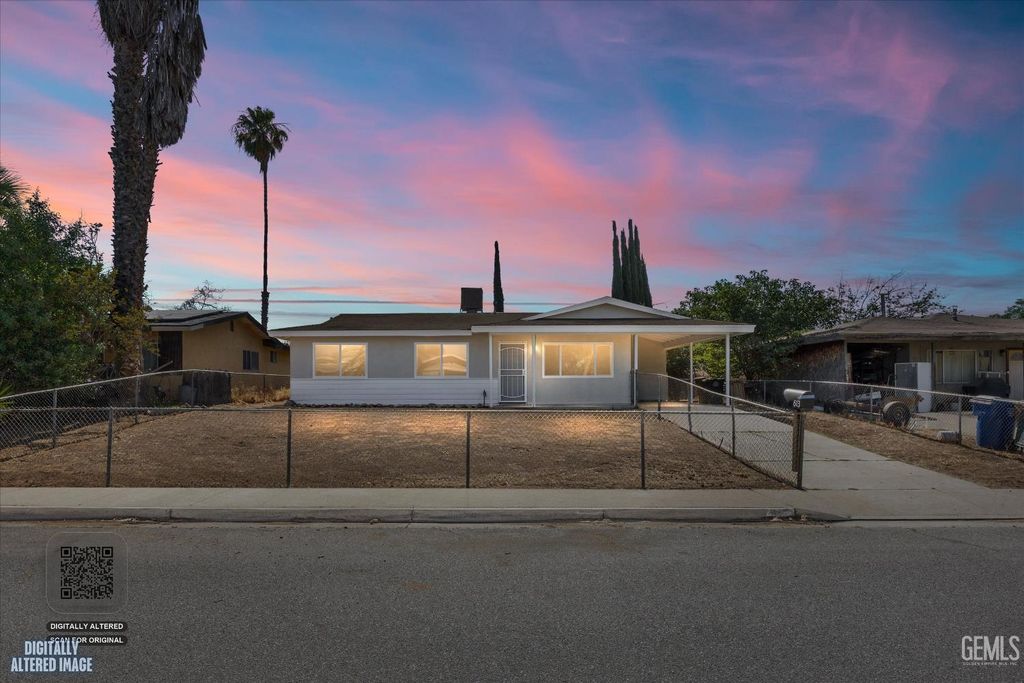 613 Zinnia Street, Bakersfield, CA 93307