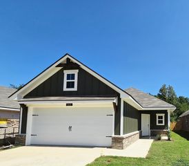 1616 Everwood Court, Longview, TX 75605