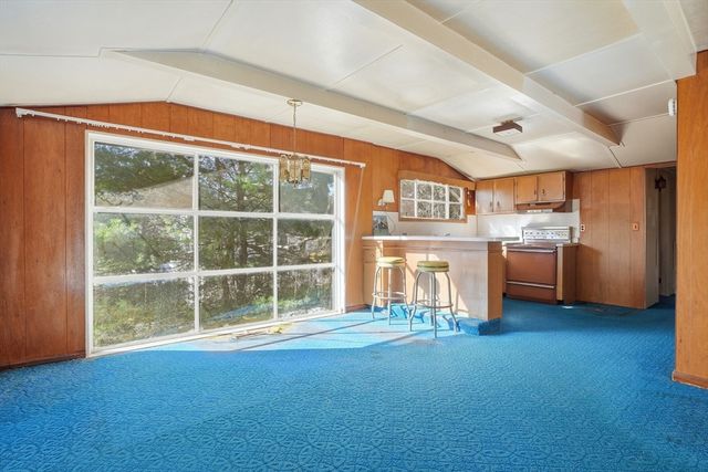 19 Puritan Way, Duxbury, MA 02332