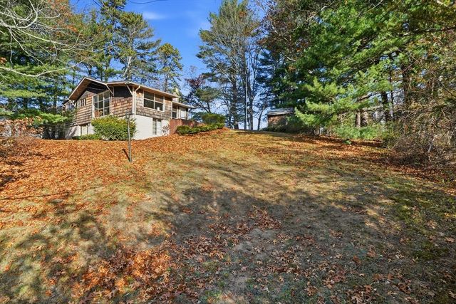 19 Puritan Way, Duxbury, MA 02332