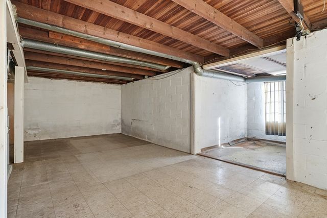 19 Puritan Way, Duxbury, MA 02332