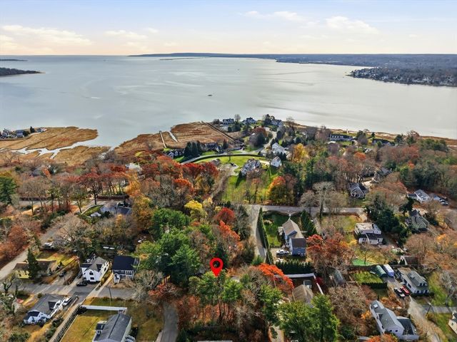 19 Puritan Way, Duxbury, MA 02332