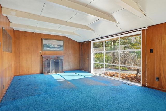 19 Puritan Way, Duxbury, MA 02332