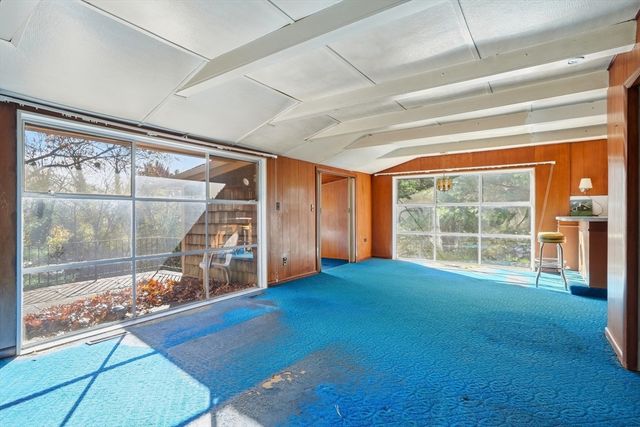 19 Puritan Way, Duxbury, MA 02332