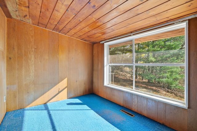 19 Puritan Way, Duxbury, MA 02332