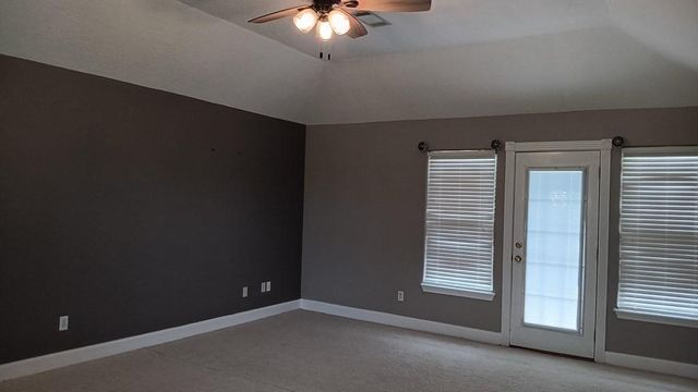 5625 County Road 45, Angleton, TX 77515